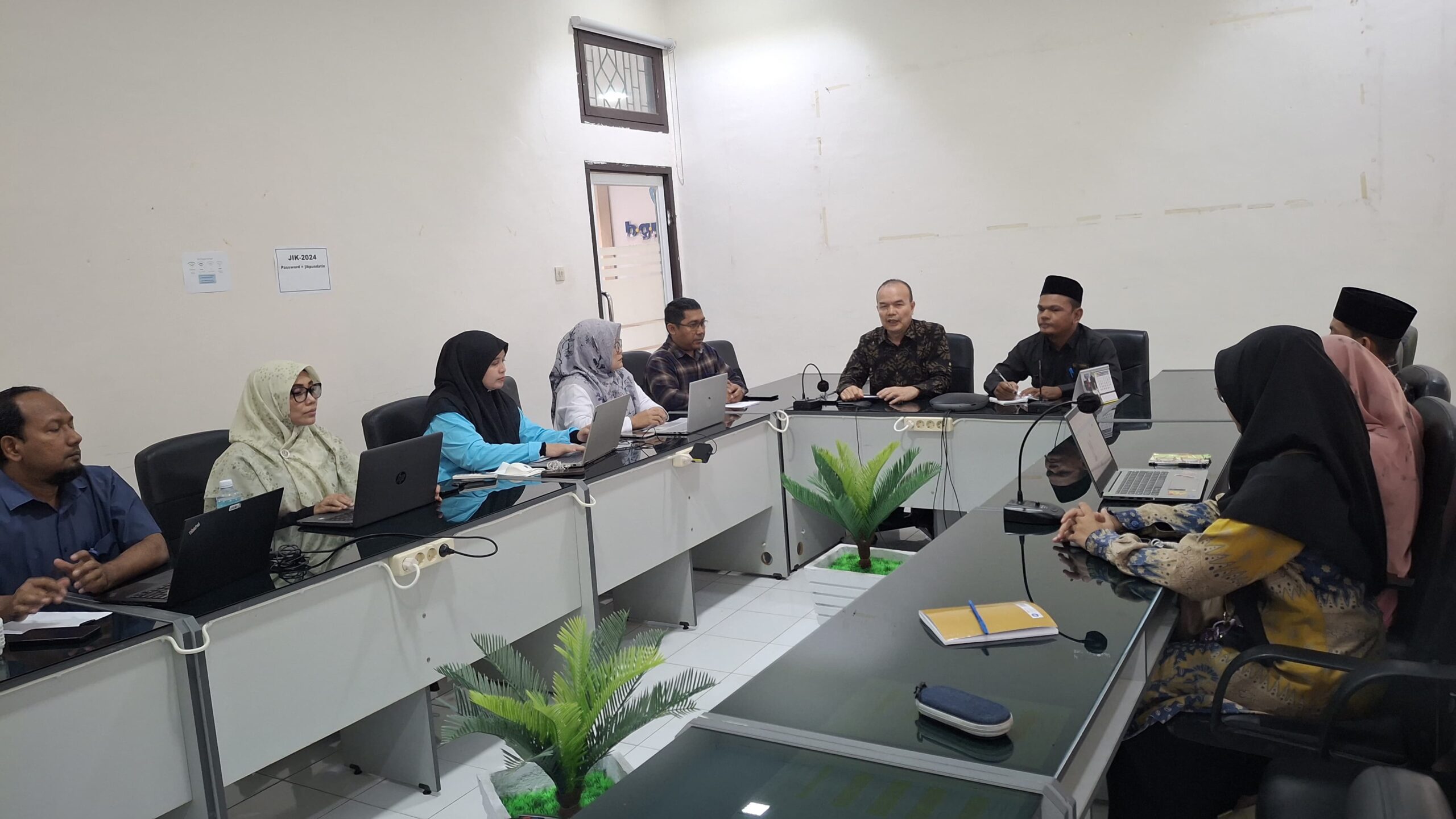 SMP IT Al Farabi Bilingual School Kunjungi BGTK Aceh